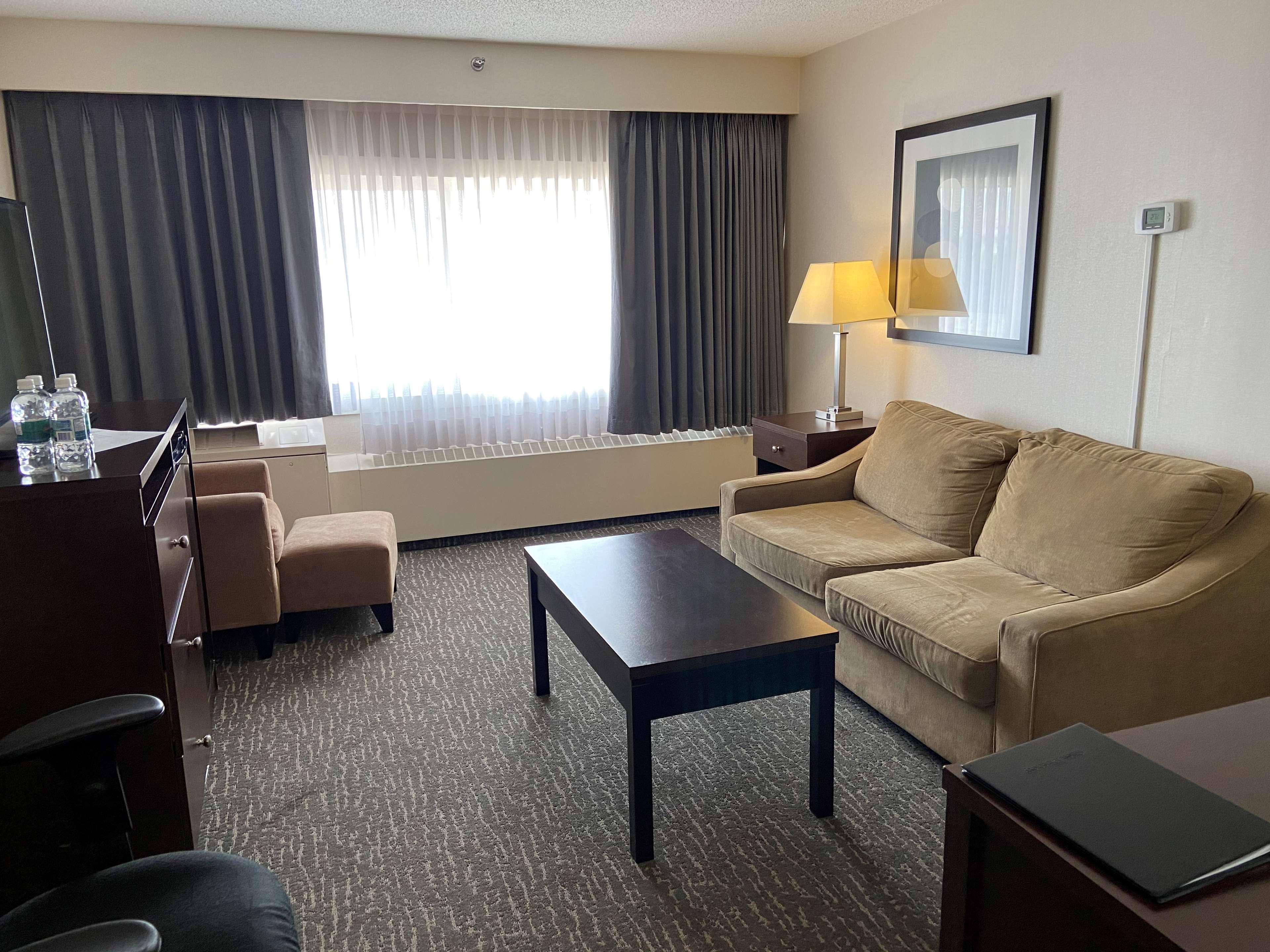 Best Western Cedar Park Inn Edmonton Extérieur photo