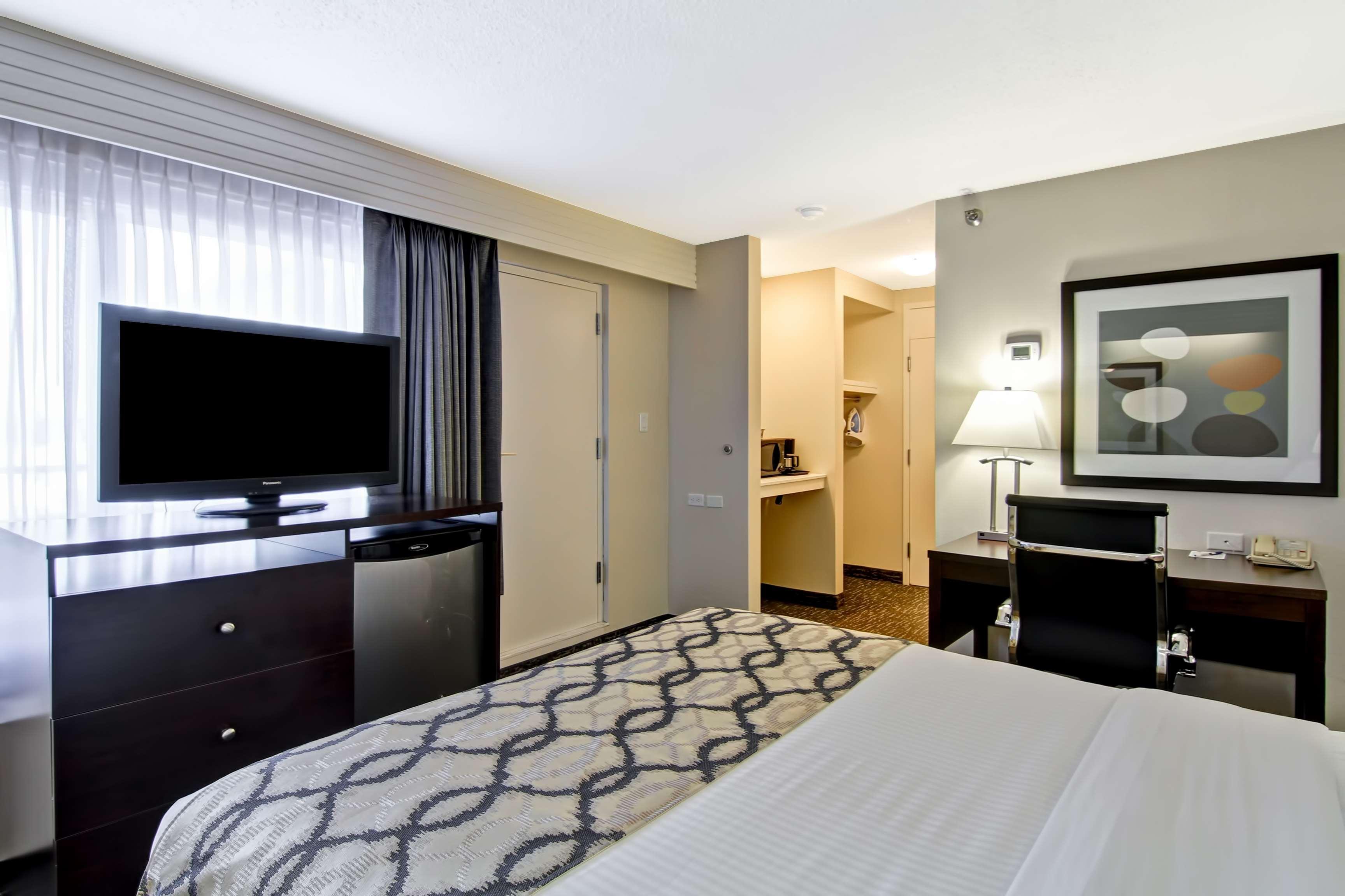 Best Western Cedar Park Inn Edmonton Extérieur photo
