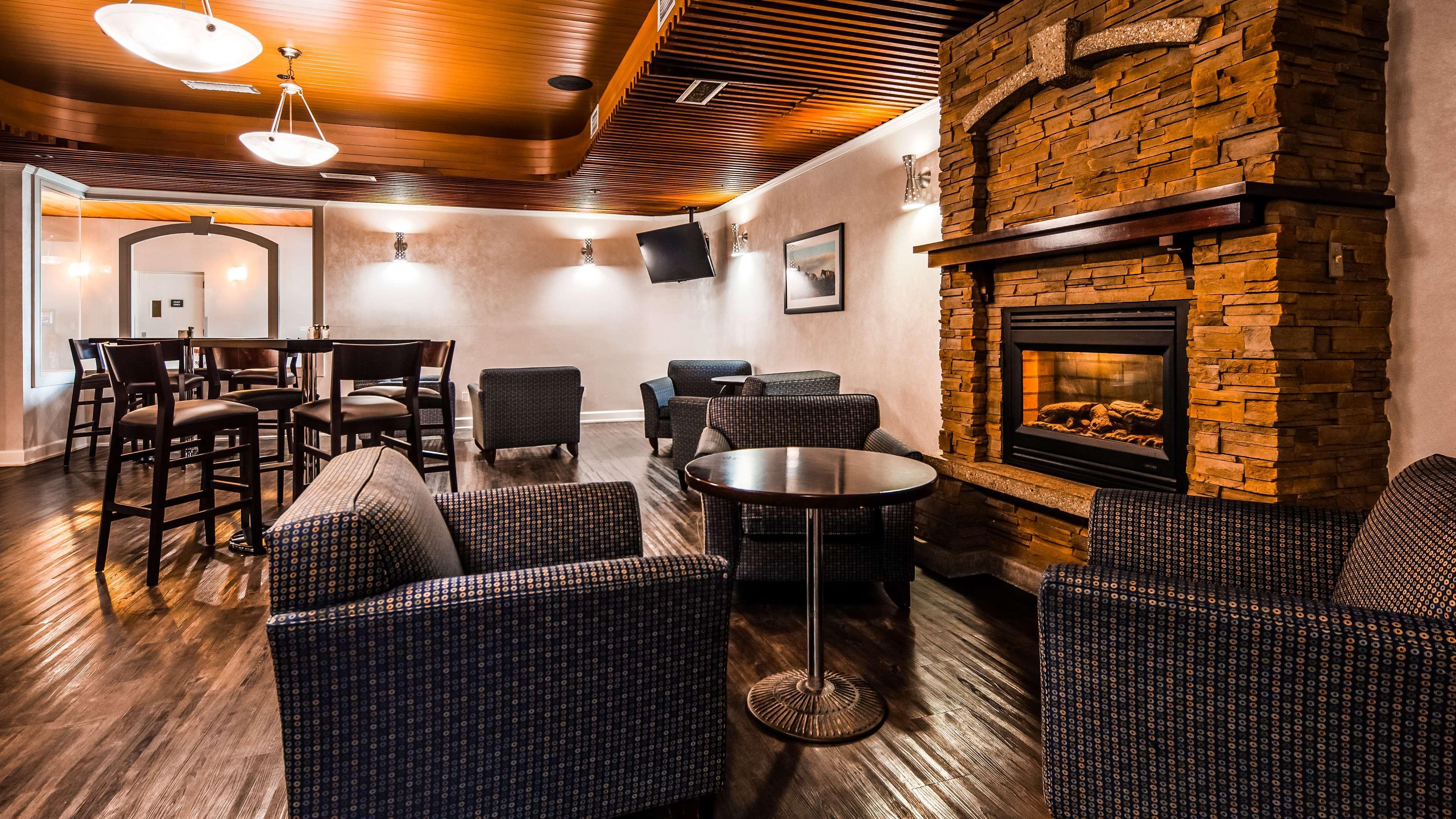Best Western Cedar Park Inn Edmonton Extérieur photo