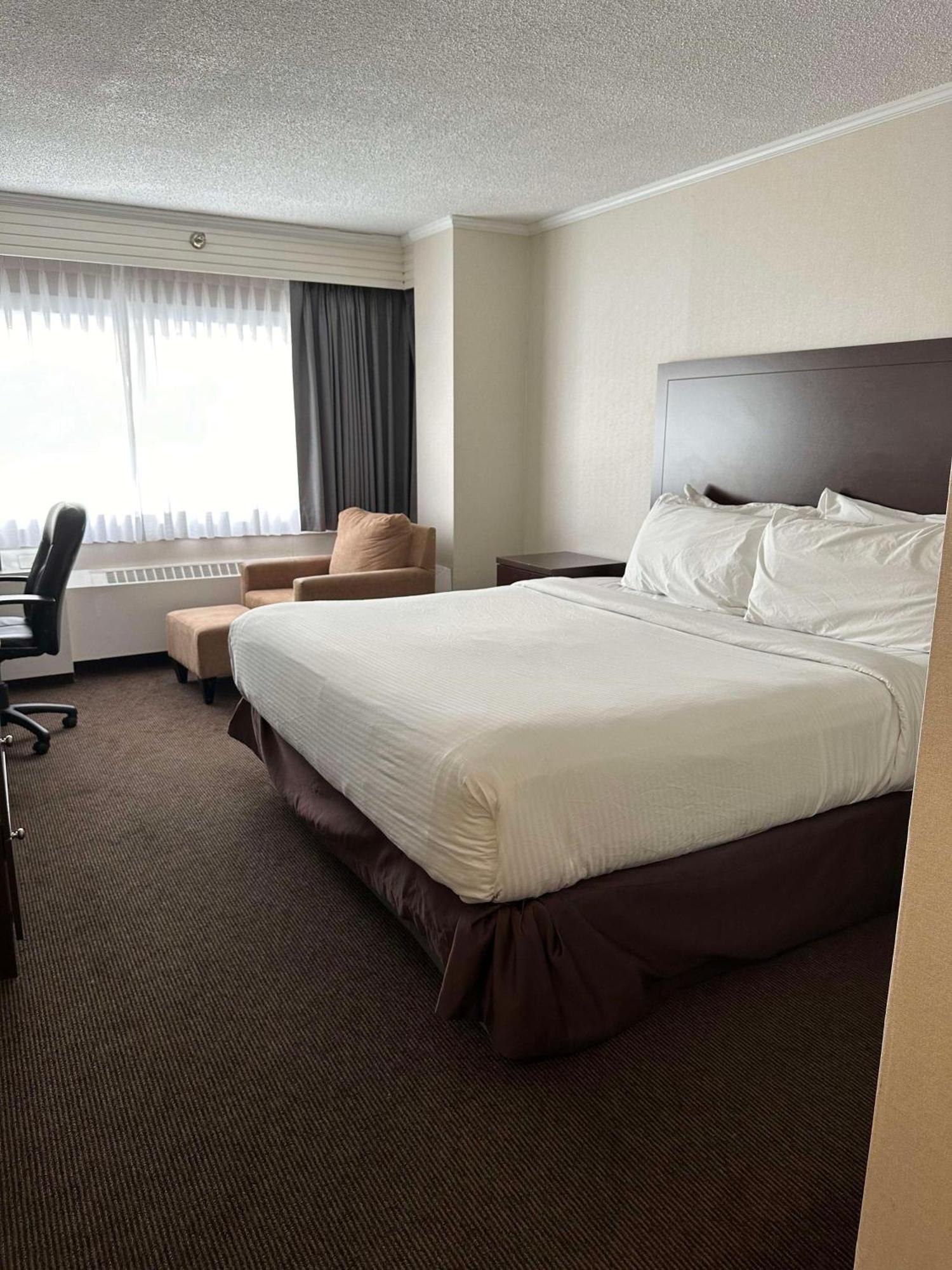 Best Western Cedar Park Inn Edmonton Extérieur photo