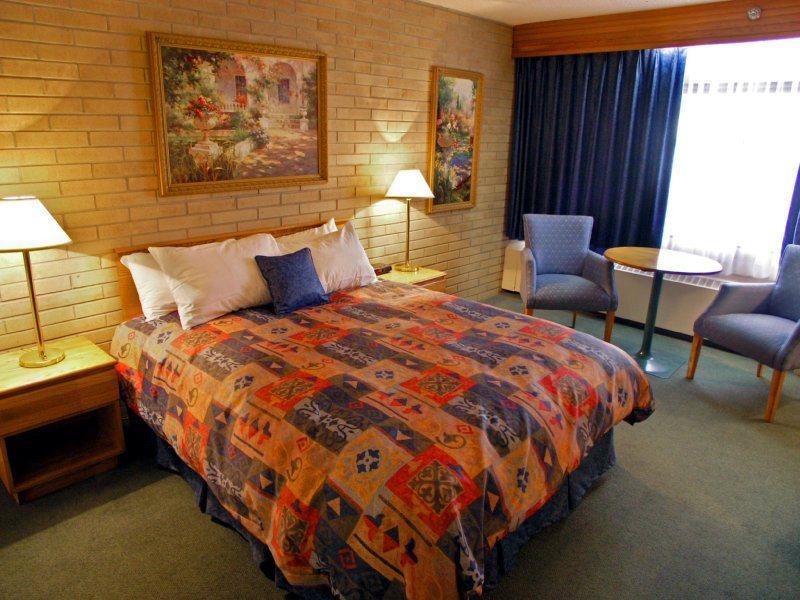 Best Western Cedar Park Inn Edmonton Chambre photo