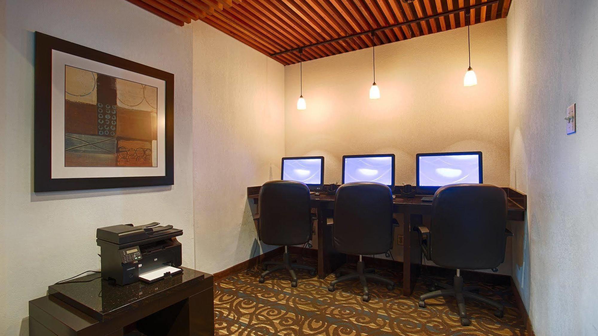 Best Western Cedar Park Inn Edmonton Extérieur photo