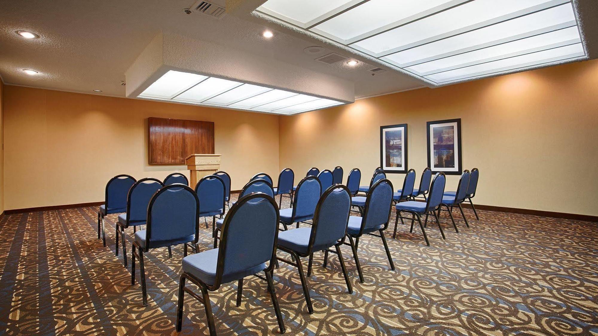 Best Western Cedar Park Inn Edmonton Extérieur photo