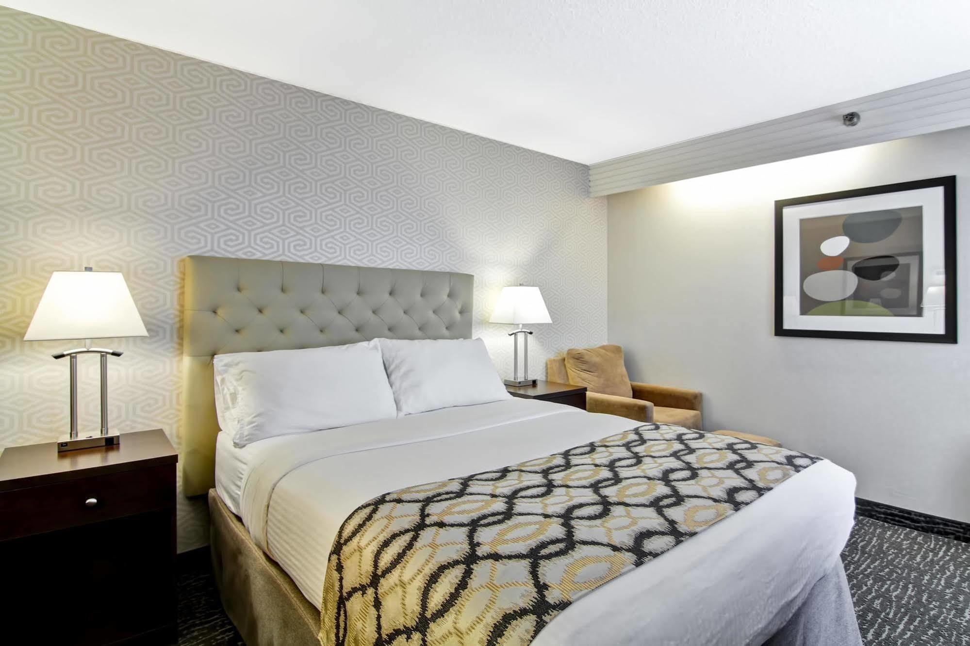 Best Western Cedar Park Inn Edmonton Extérieur photo