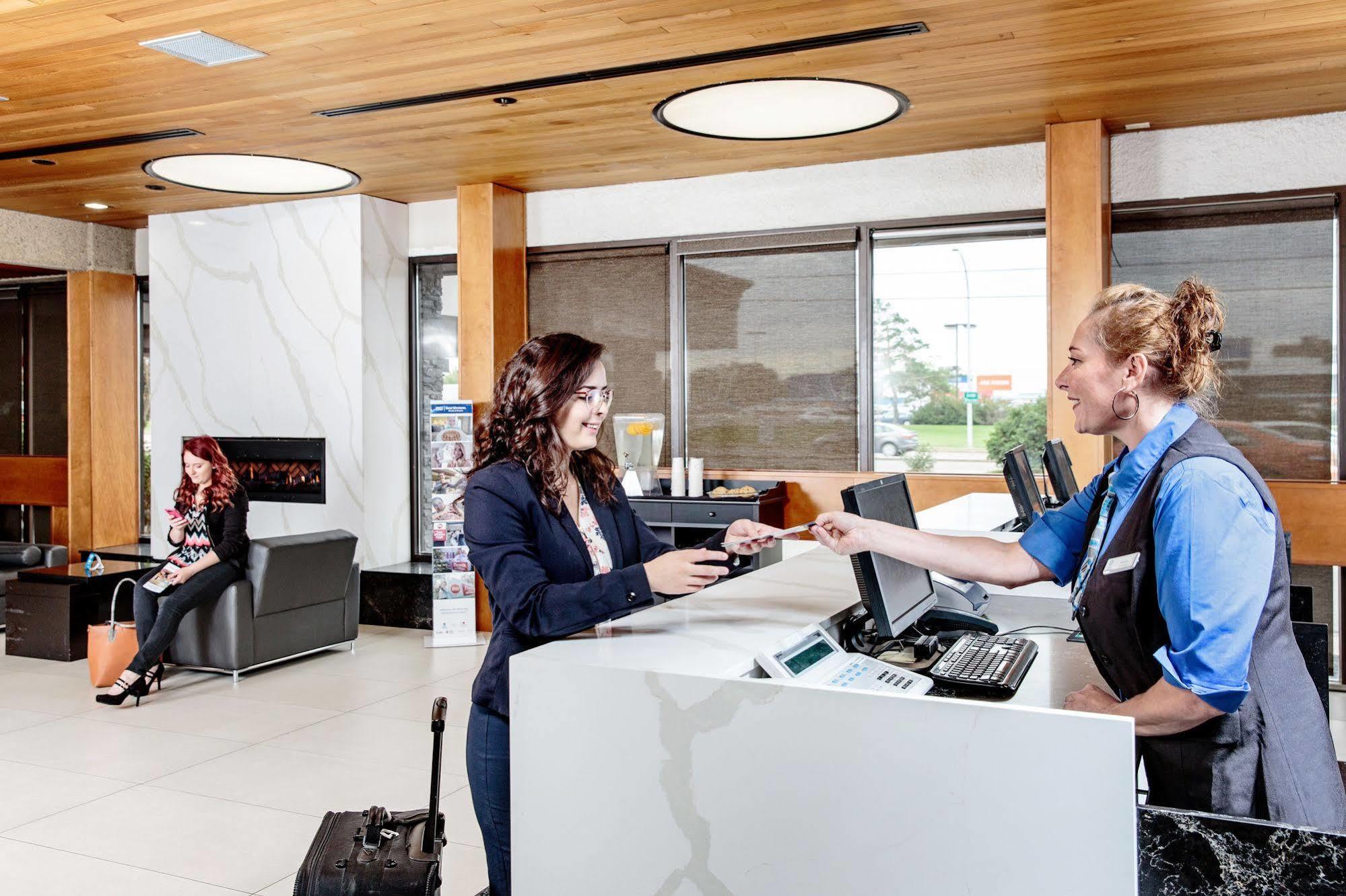 Best Western Cedar Park Inn Edmonton Extérieur photo