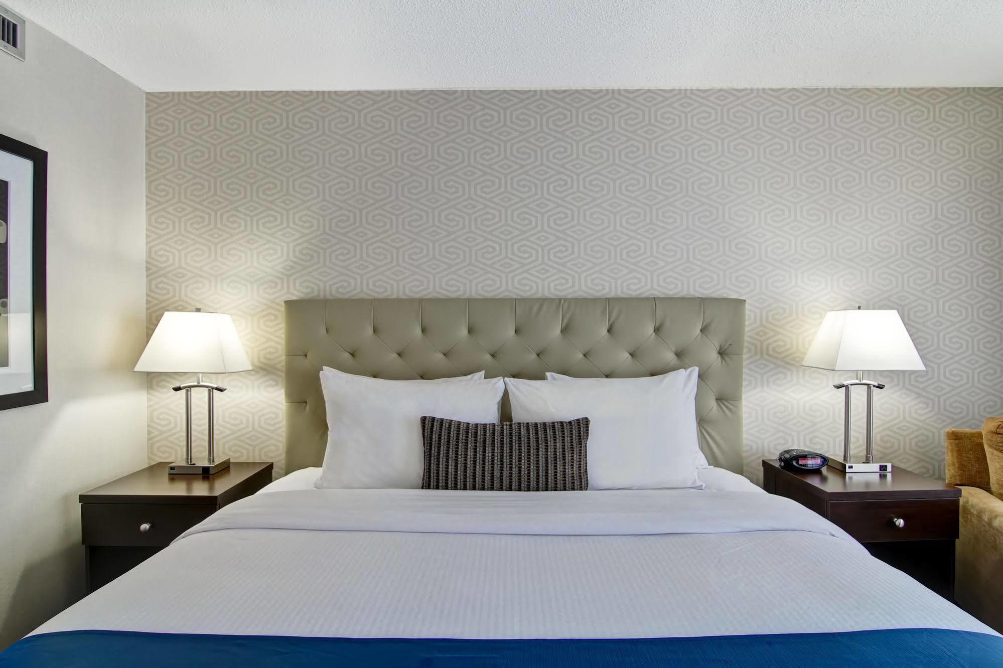 Best Western Cedar Park Inn Edmonton Extérieur photo